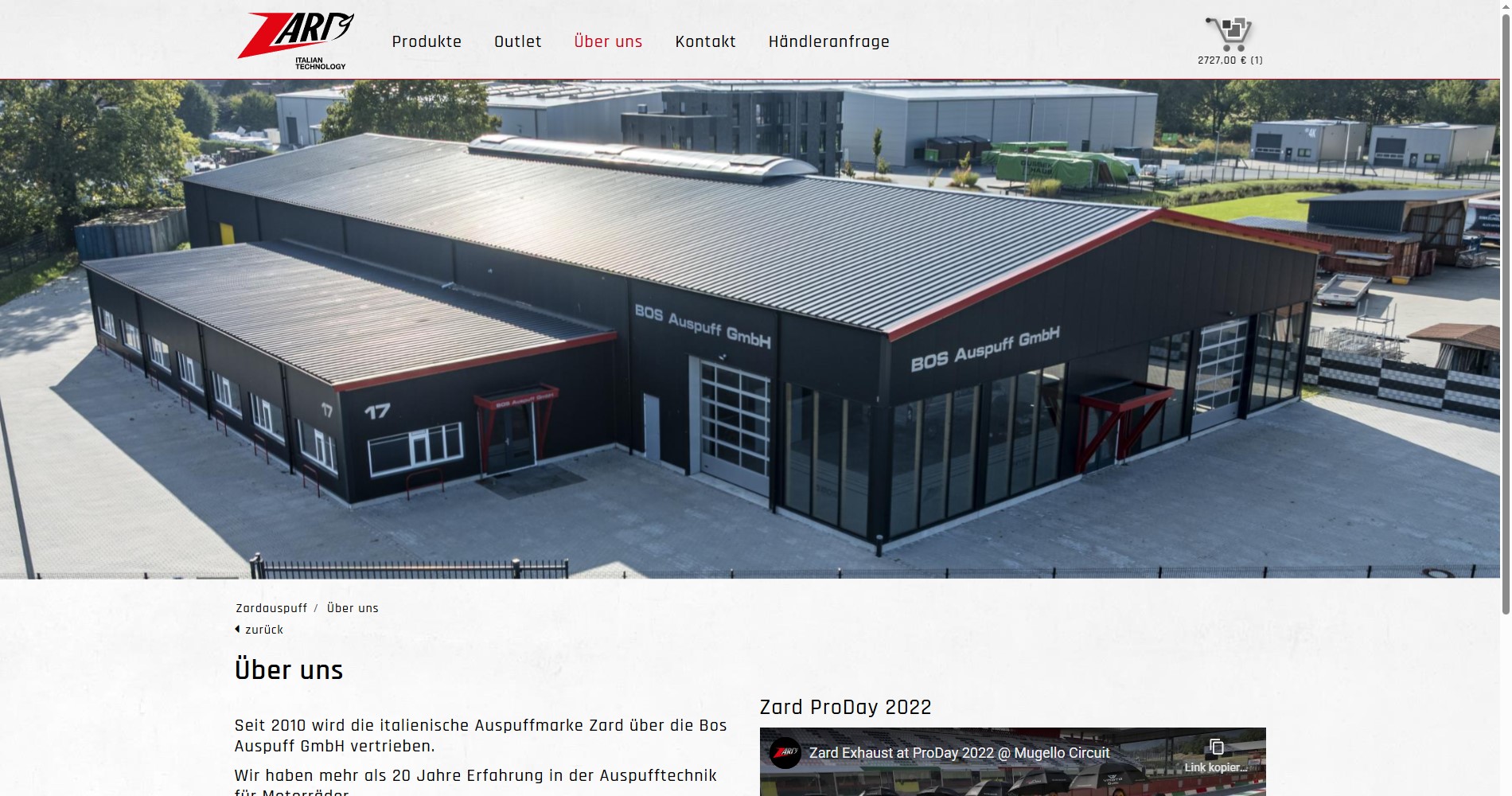 Das Gebäude mit Halle von BOS Auspuff, des offiziellen Zard Auspuff Importeurs für Deutschland, Belgien, Niederlande, Luxemburg und Österreich.